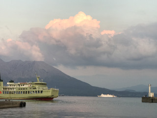 8b675b19c25d4ea78f18776c73a494ae