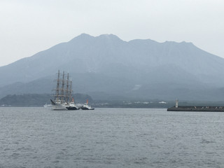 564bf44bc08344f7b940d4fb918eab5d