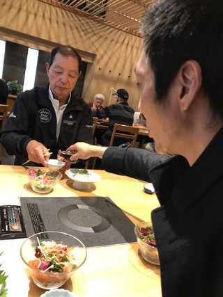 99fd7498362549a284952bf560ba9f64